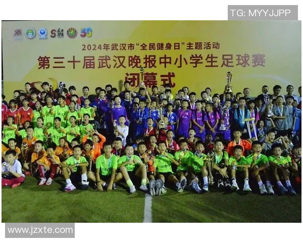 武汉足球队在精英赛中的比赛经验与表现深度解析